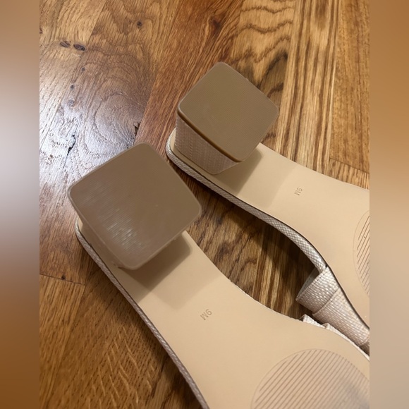 $3 💕5/$15 Calvin Klein Airella Beige Buckle Block Heel Slide Sandals - Picture 7 of 9